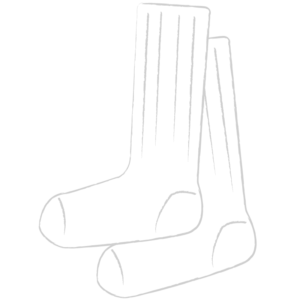 ひざ下丈の白いソックス